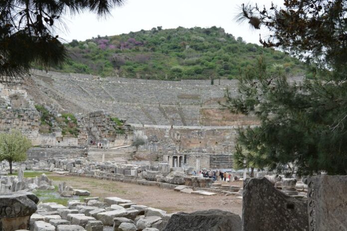 Ephesus_Private_Tour_Ephesus_Theater_092